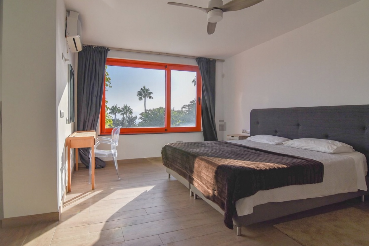 Chalet mit direkter Strandzugang in Sotogrande — Schlafzimmer