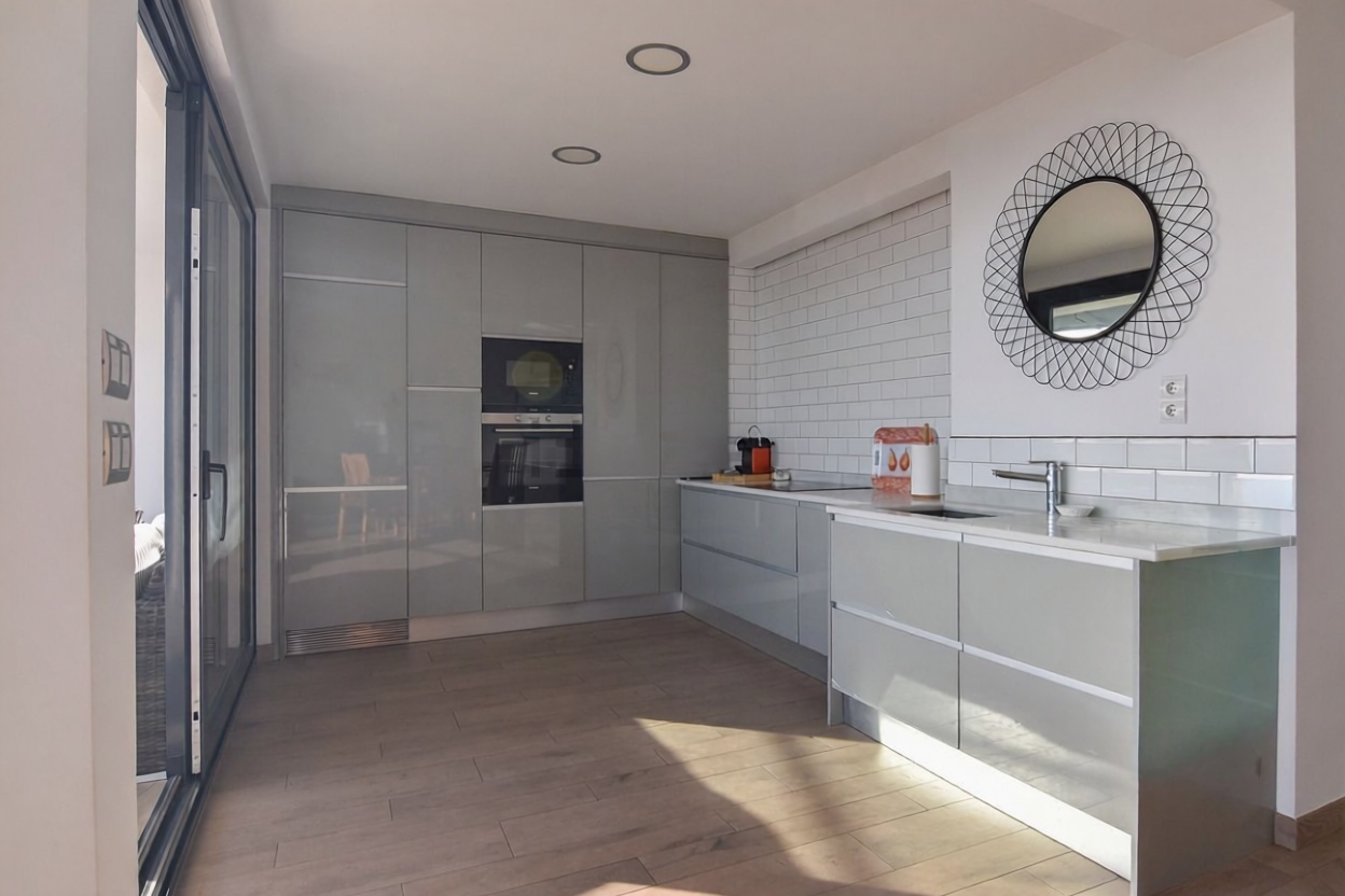 Chalet mit direkter Strandzugang in Sotogrande — Küche