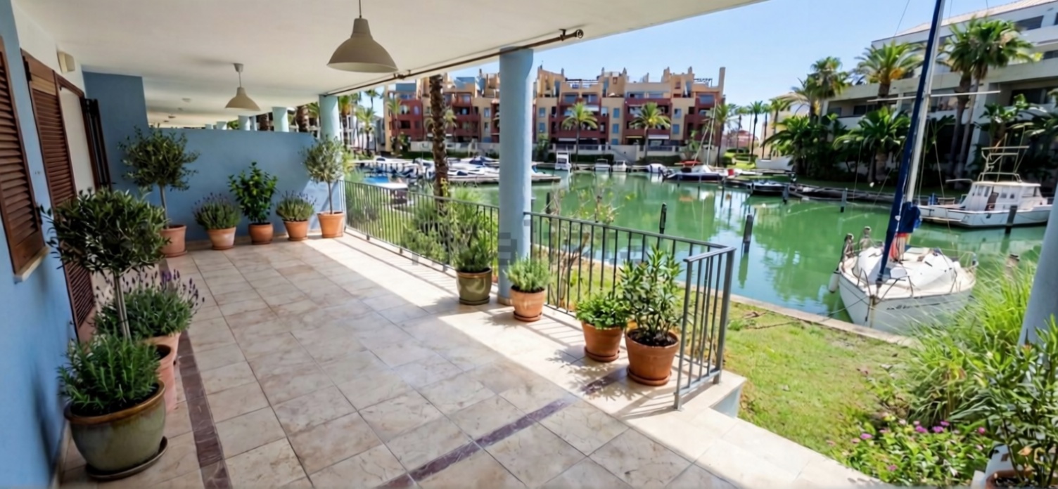Квартира первая линия пляжа в Sotogrande — Морская терраса