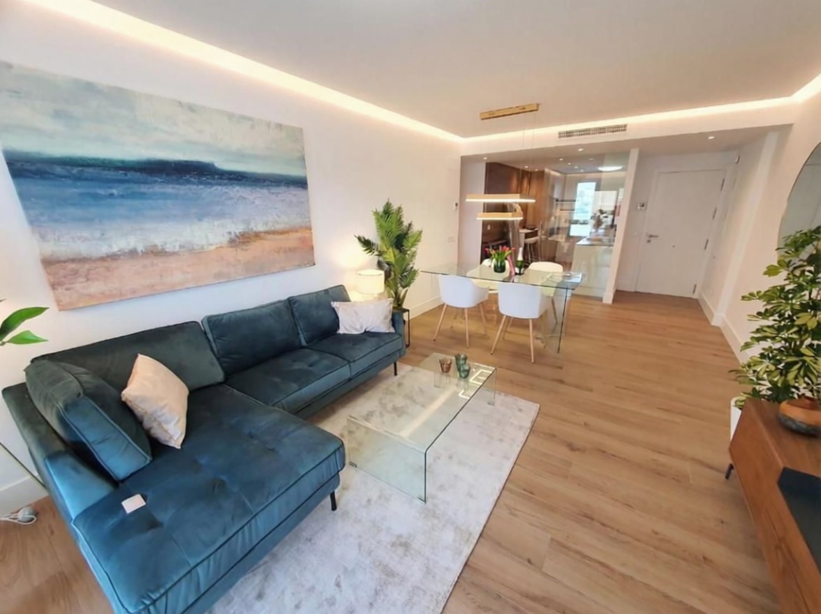 Wohnung in erste Strandlinie in Sotogrande — Wohnzimmer