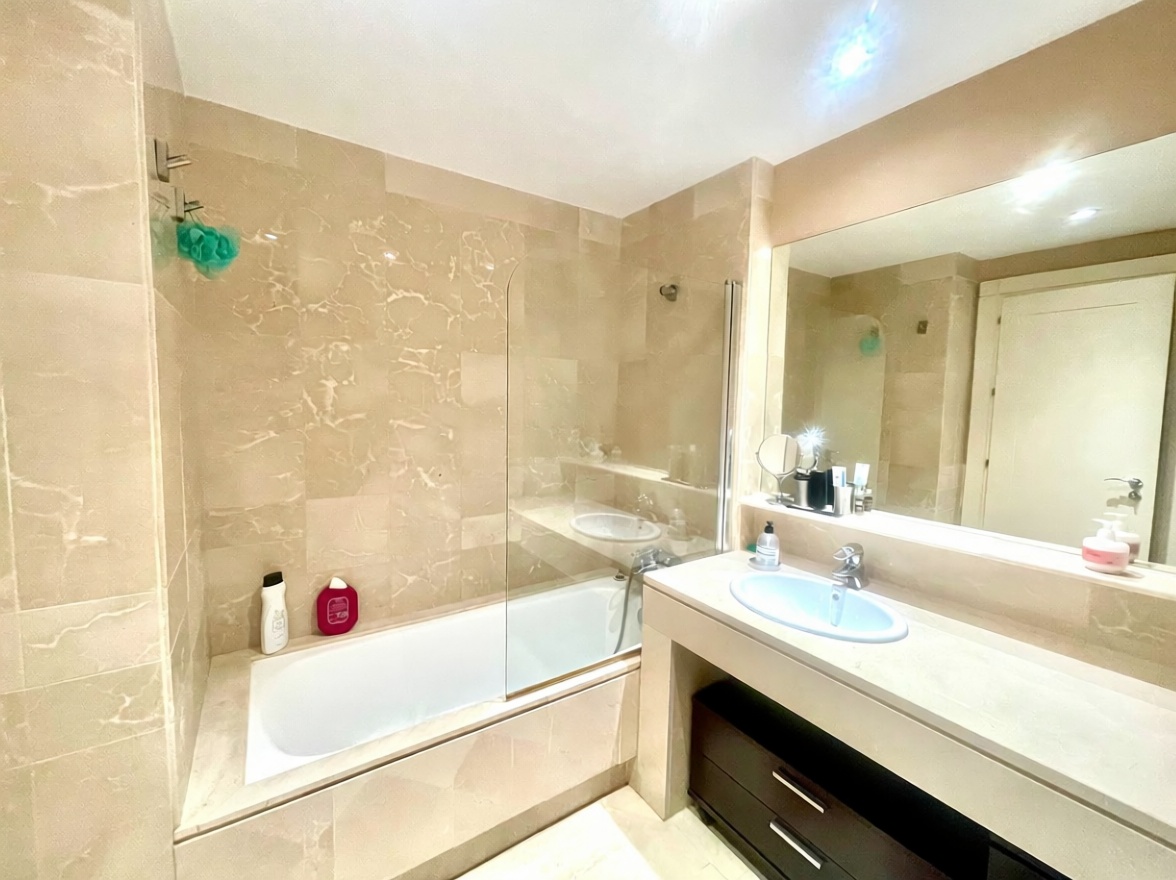 Wohnung in erste Strandlinie in Sotogrande — Schlafzimmer