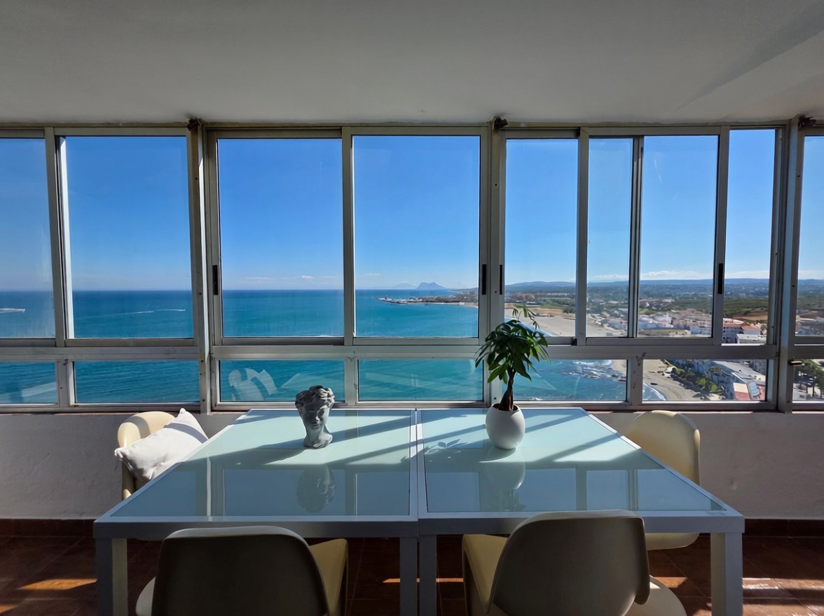 Penthouse in erste Meereslinie in Sotogrande
