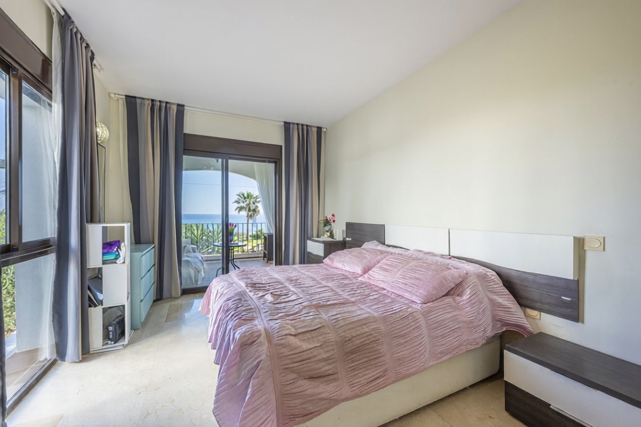 Wohnung in erste Strandlinie in Campos — Schlafzimmer