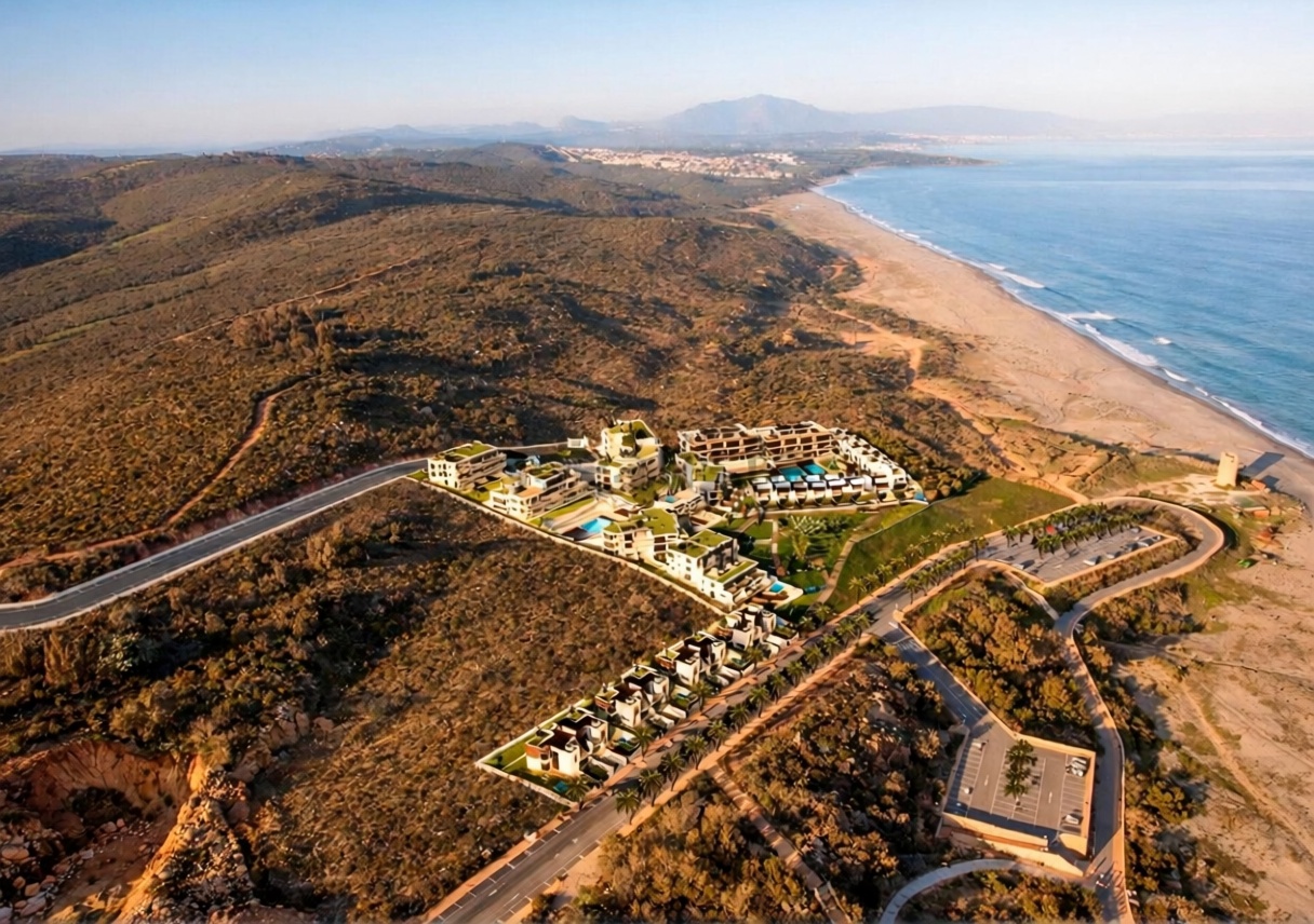Квартира первая линия пляжа в La Línea de la Concepción — Аэрофото