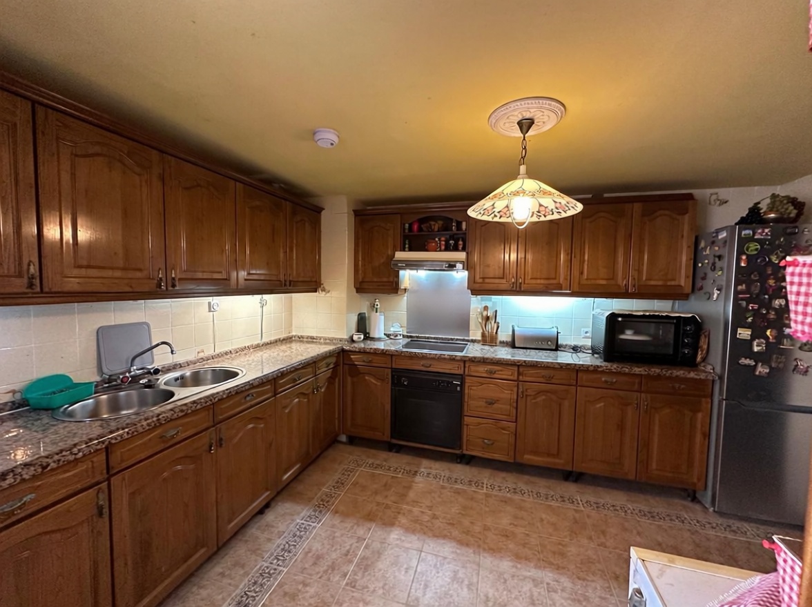 Beachfront flat in La Línea de la Concepción — Kitchen
