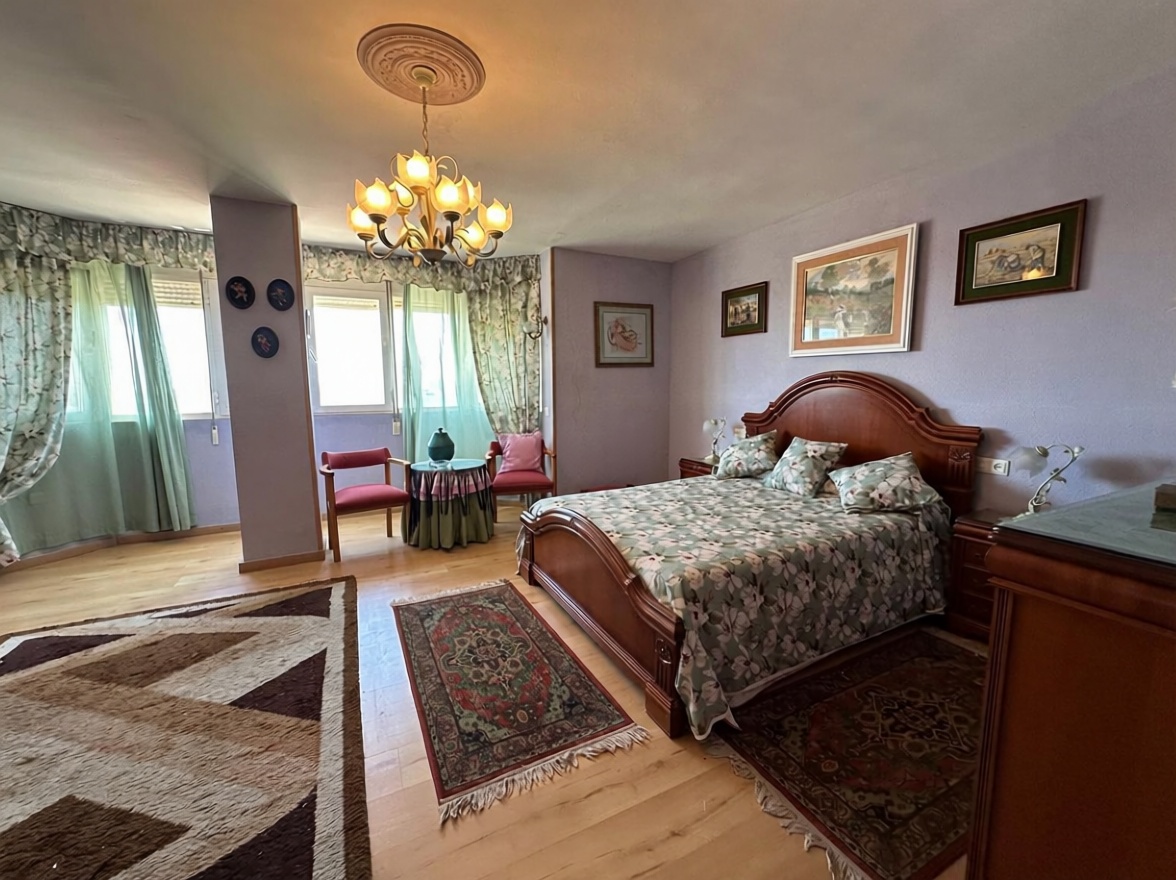 Beachfront flat in La Línea de la Concepción — Bedroom
