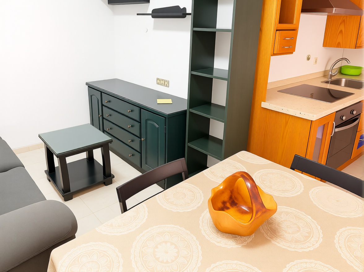 Beachfront flat in La Línea de la Concepción — Living room