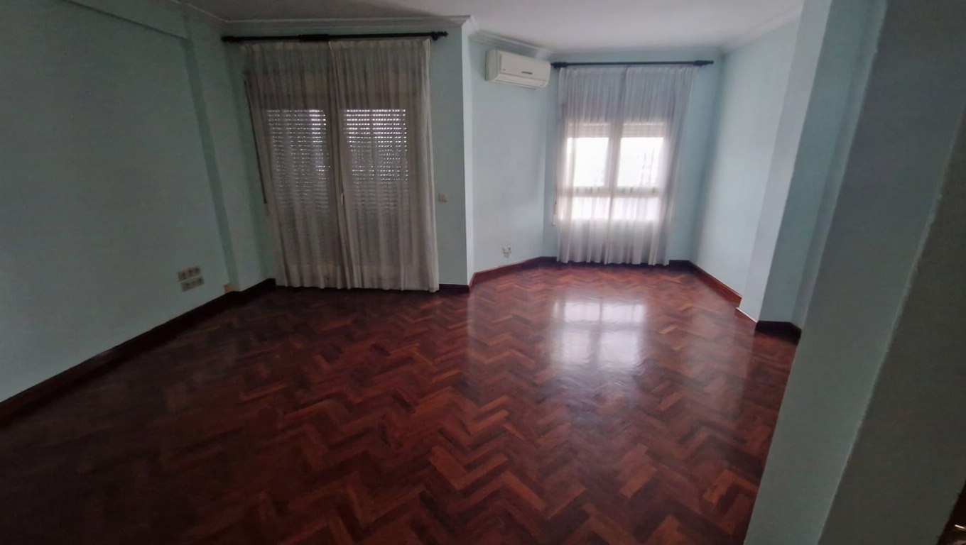 Beachfront flat in Algeciras — Bedroom