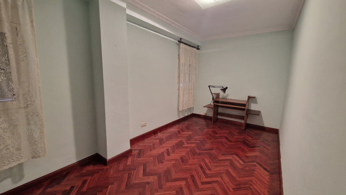 Beachfront flat in Algeciras — Bedroom