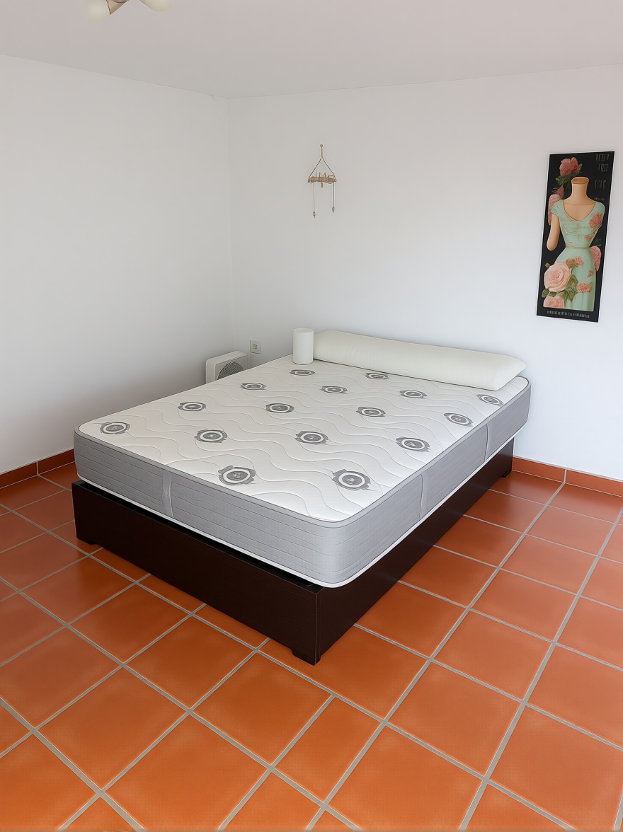 Chalet with direct beach access in Algeciras — Bathroom