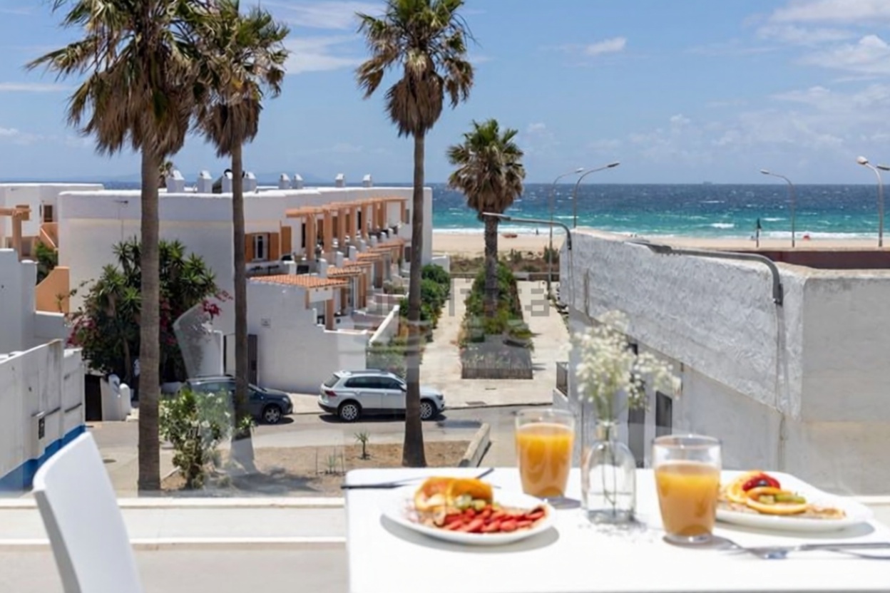 Seafront attic in Tarifa