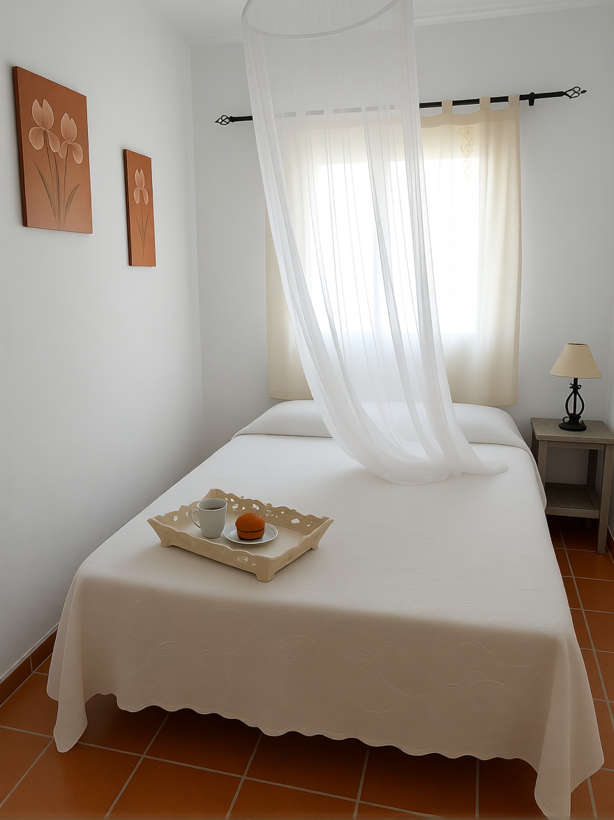 House with direct beach access in Campos — Bedroom