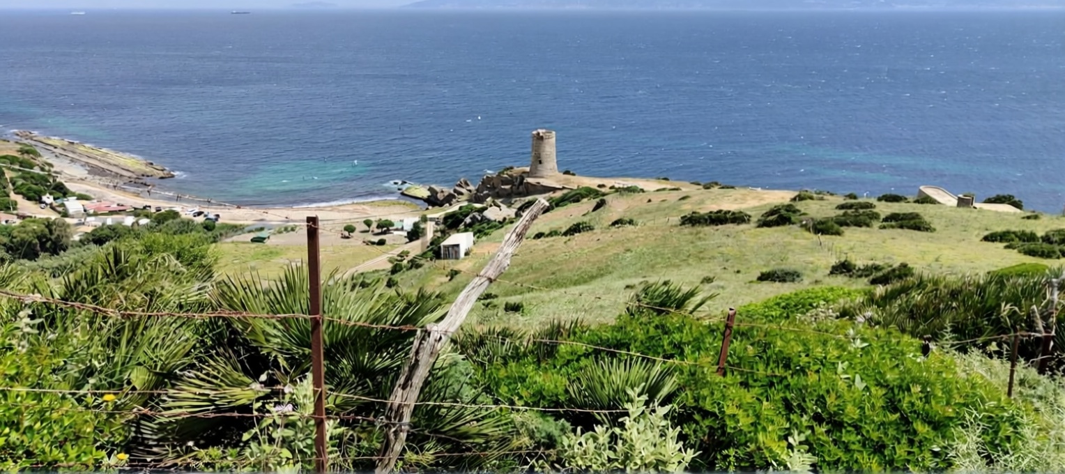 Country house with direct beach access in Tarifa — Sea view