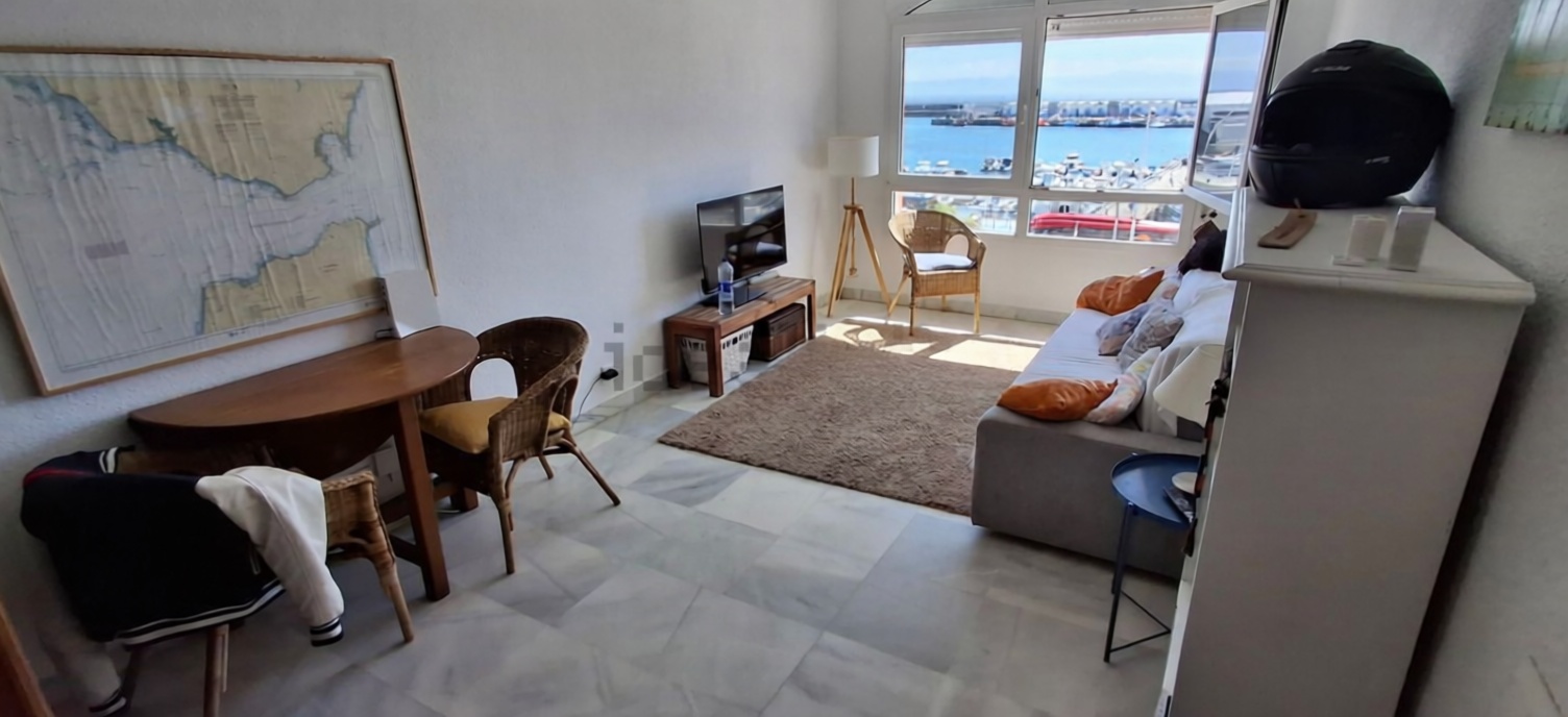 Seafront attic in Tarifa — Living room