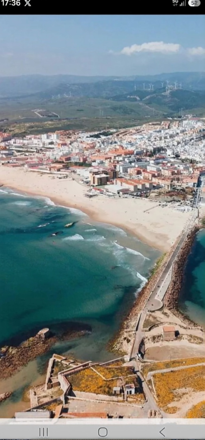 Apartamento em primeira linha de praia em Tarifa — Aérea