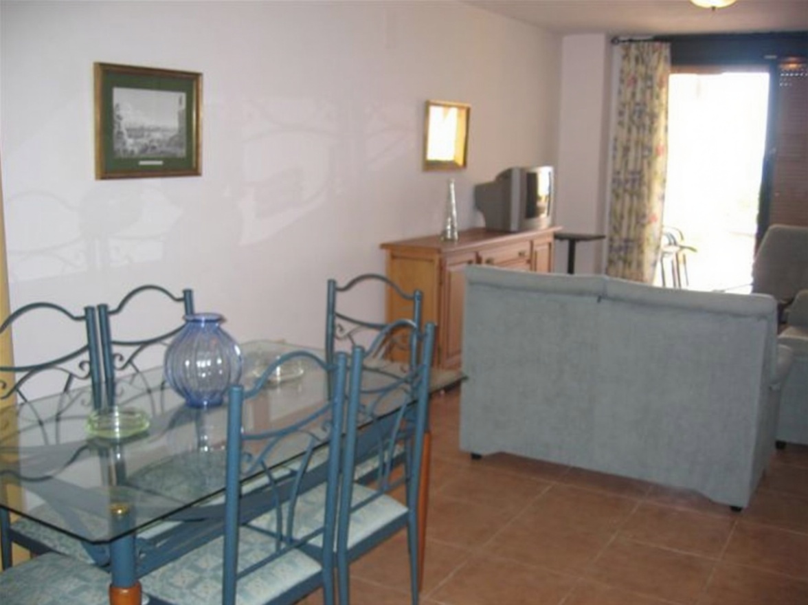 Apartamento em primeira linha de praia em Zahara de los Atunes — Sala