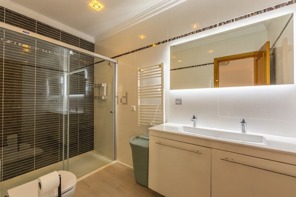 Beachfront duplex in Zahara de los Atunes — Bathroom