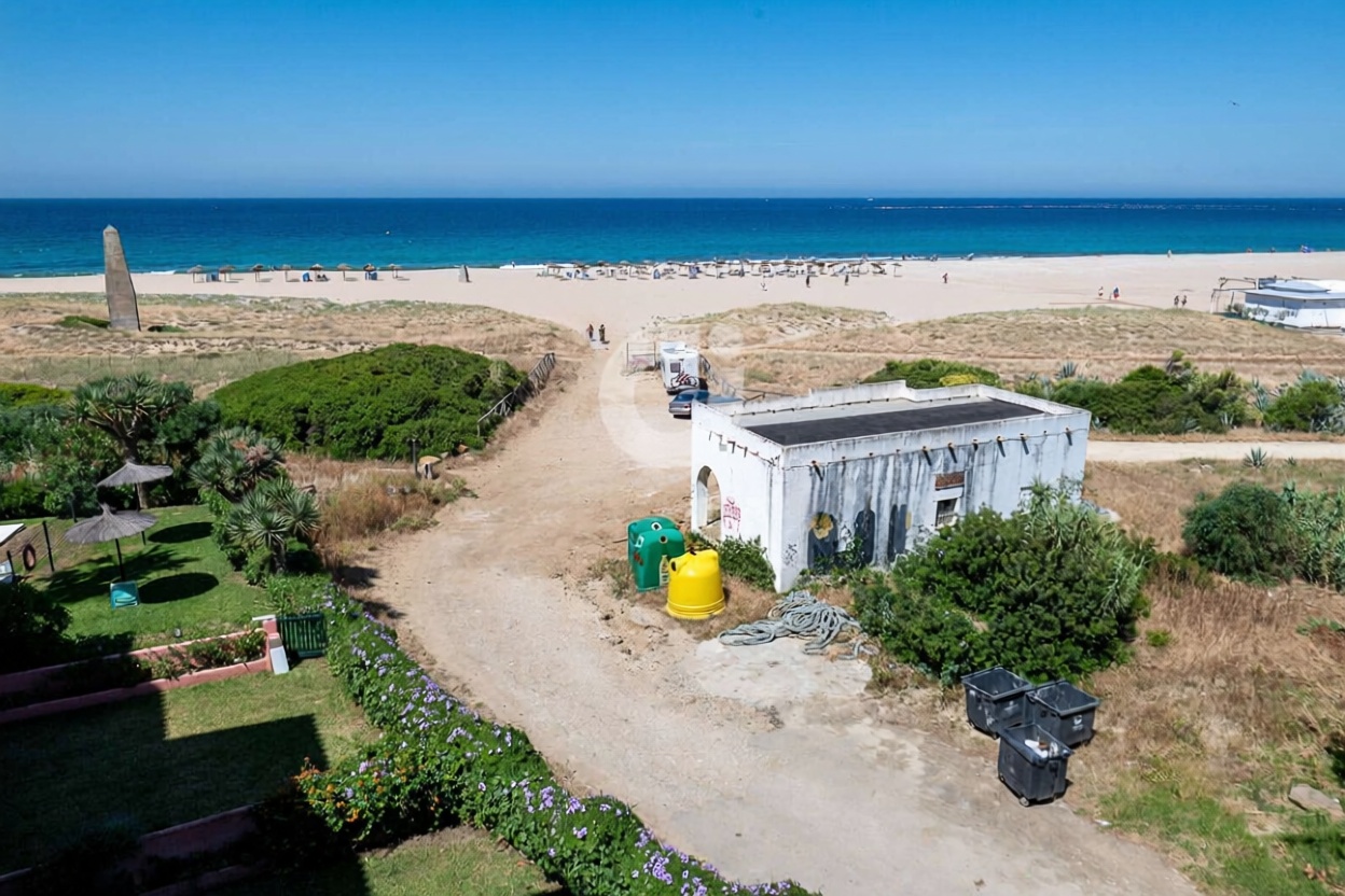 Apartamento em primeira linha de praia em Zahara de los Atunes — Vista mar