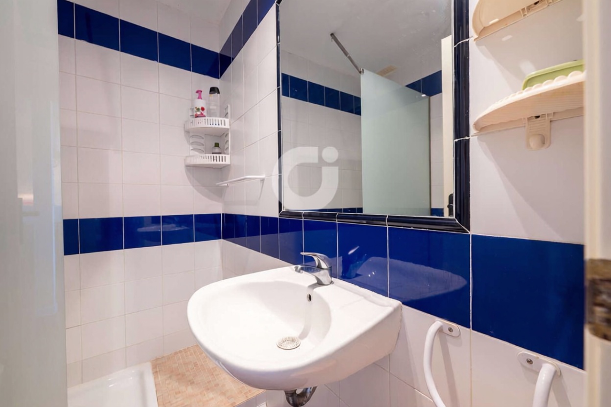 Apartamento em primeira linha de praia em Zahara de los Atunes — Casa banho