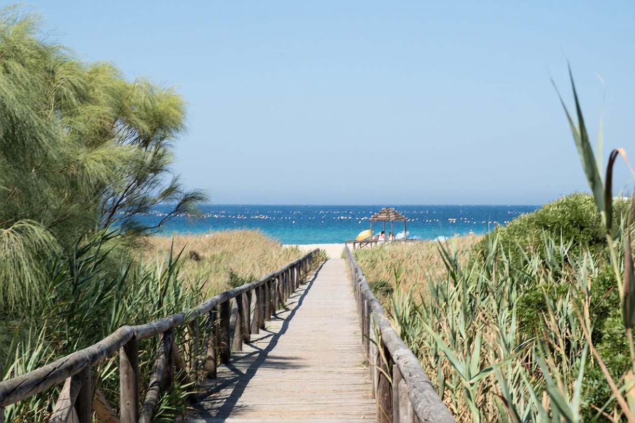 Beachfront flat in Zahara de los Atunes — Sea view