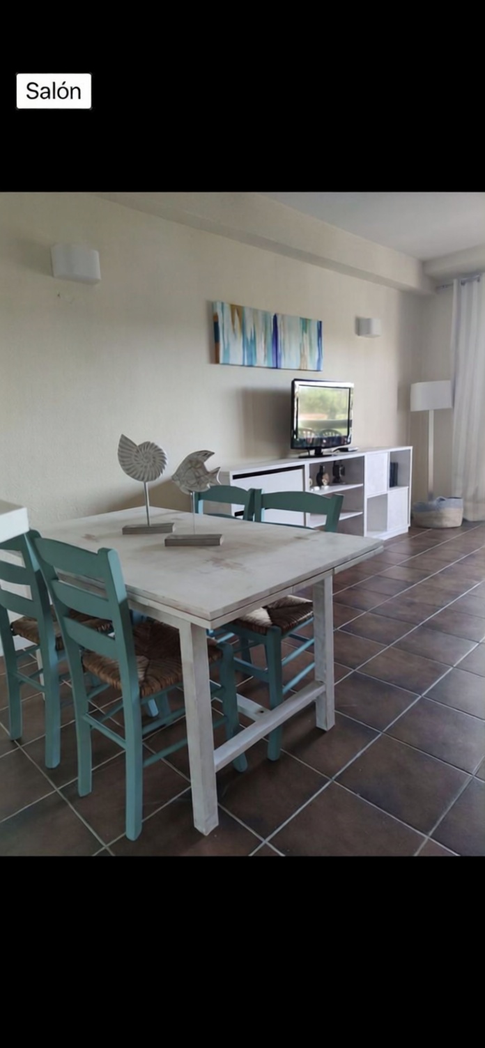 Penthouse in erste Meereslinie in Zahara de los Atunes — Esszimmer
