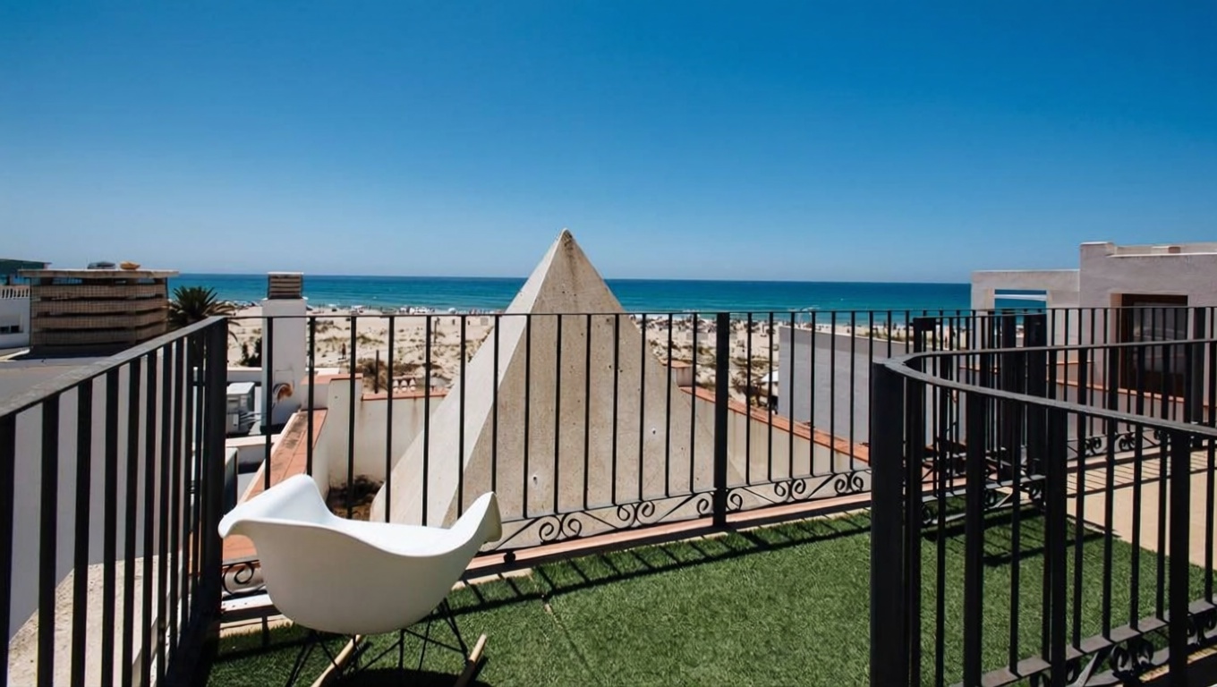 Seafront attic in Zahara de los Atunes