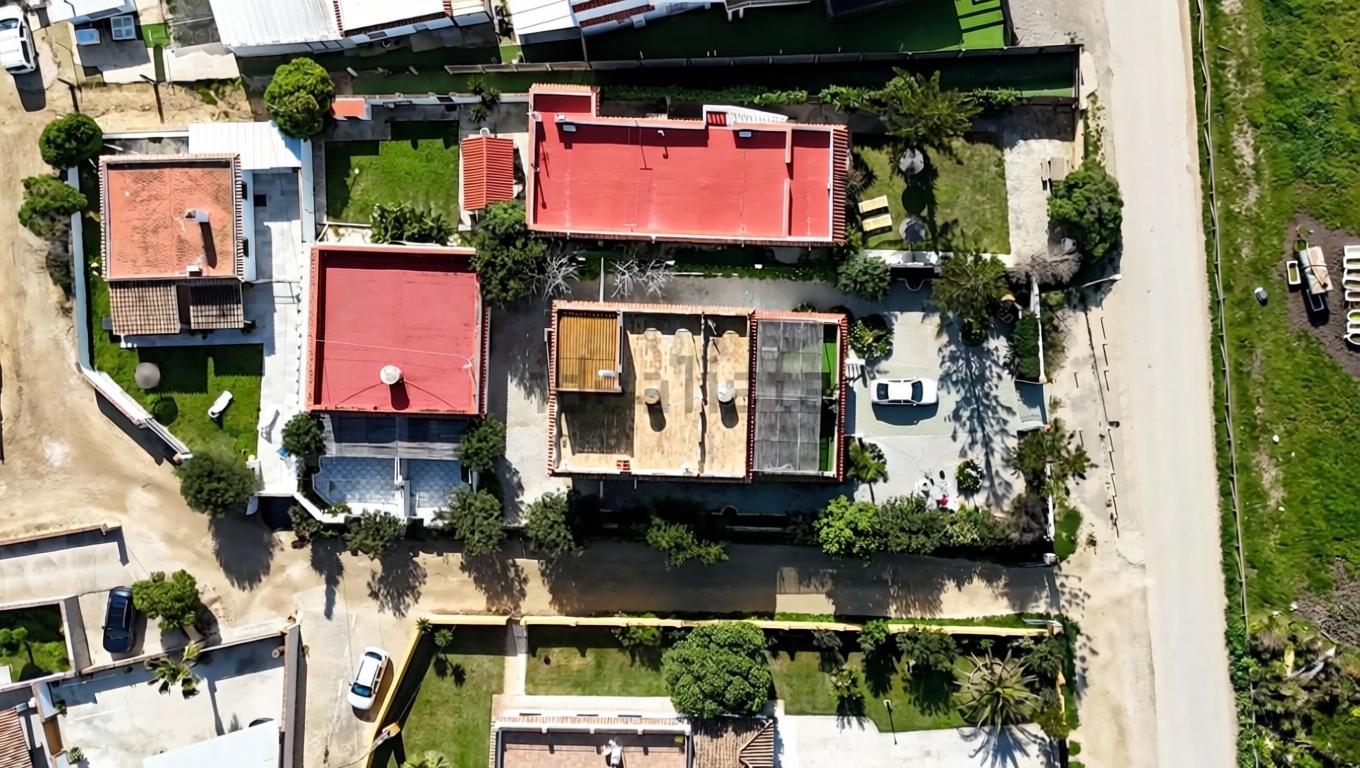 Шале с прямой выход на пляж в Palm Mar — Фасад