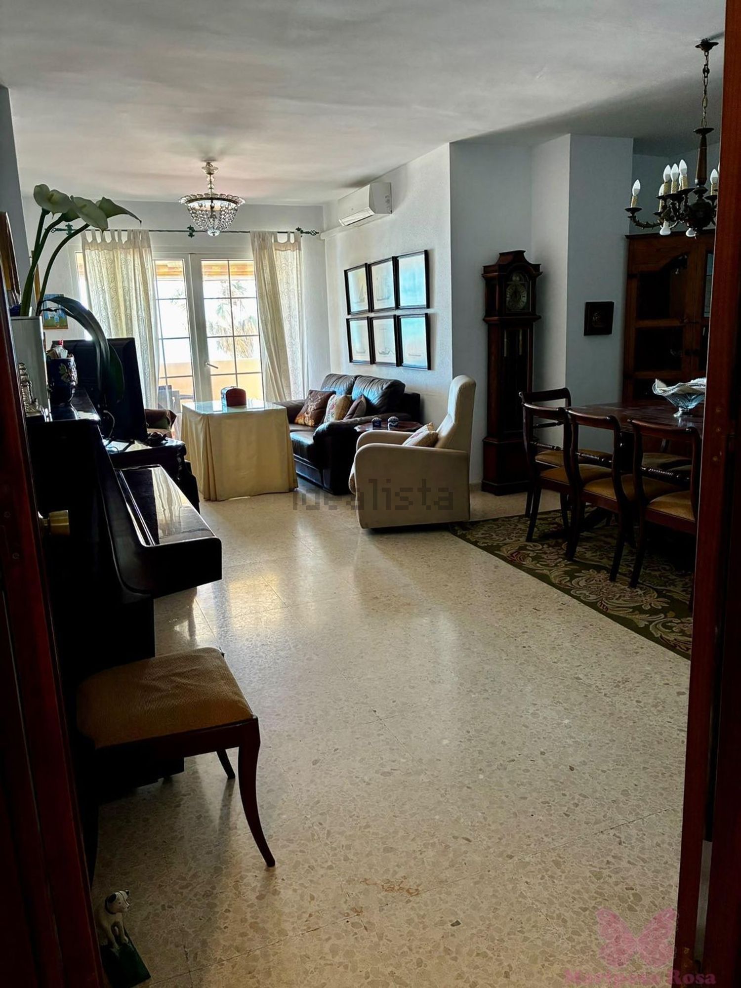 Villa à vendre avec accès direct à la plage à Cádiz