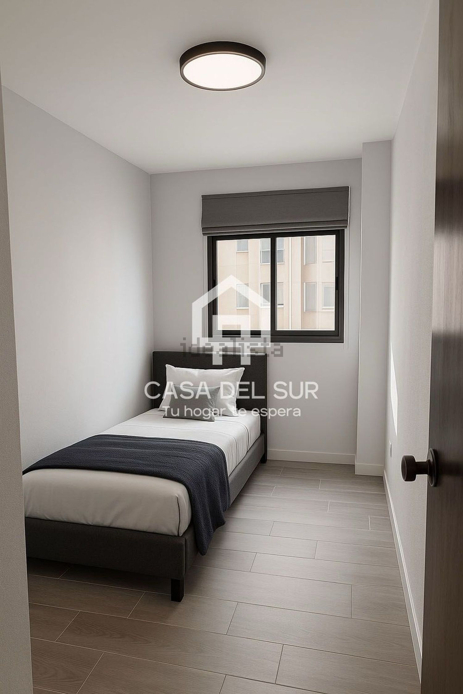 Flat for sale frontline beach in Cádiz