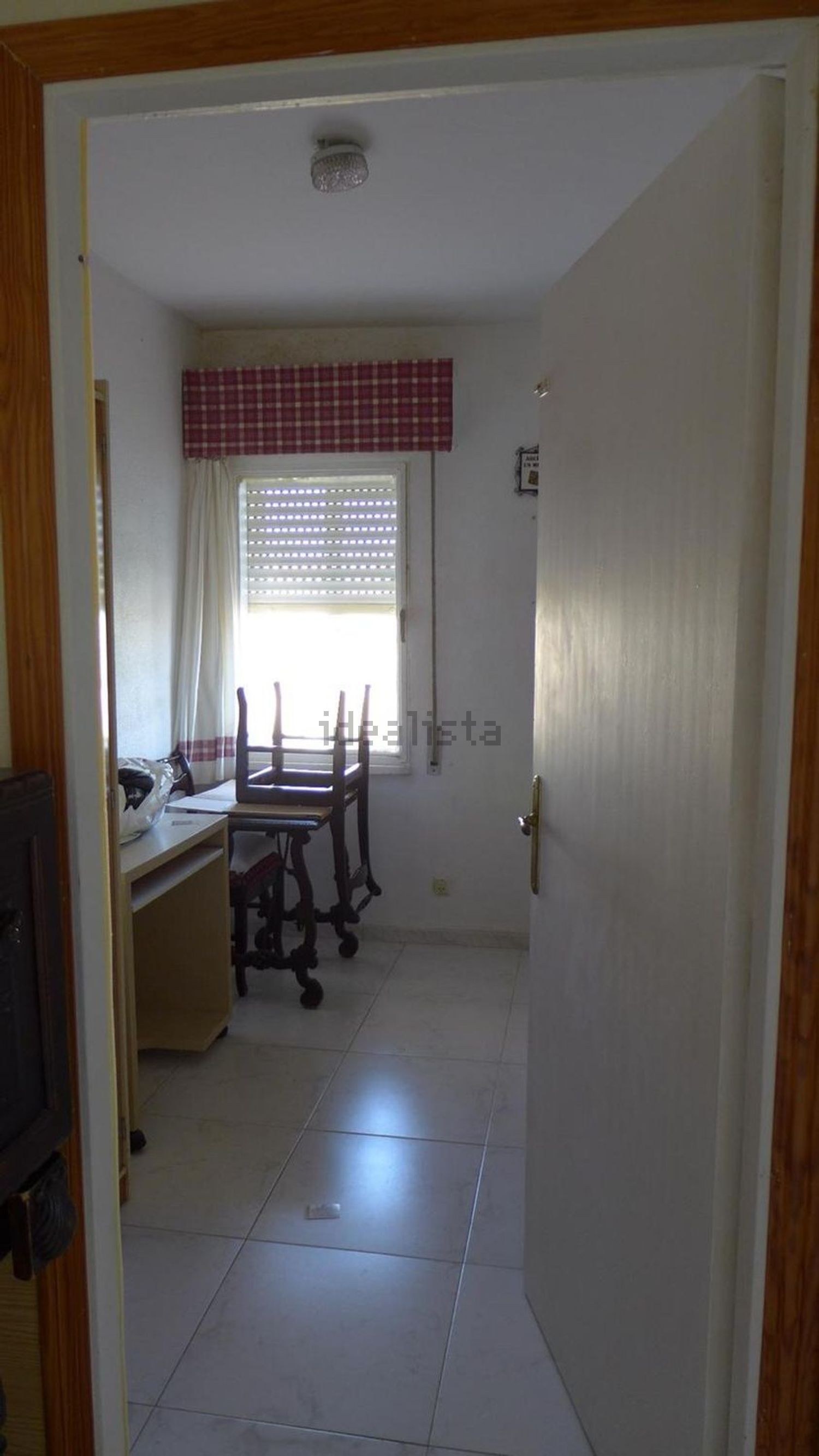 Flat for sale frontline beach in Cádiz