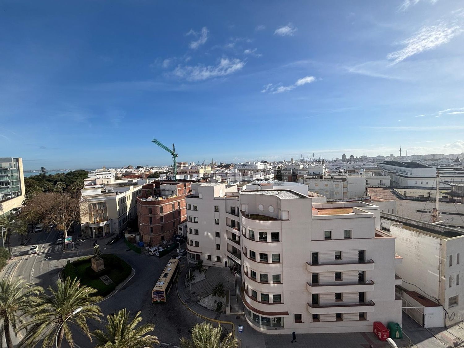 Flat for sale frontline beach in Cádiz