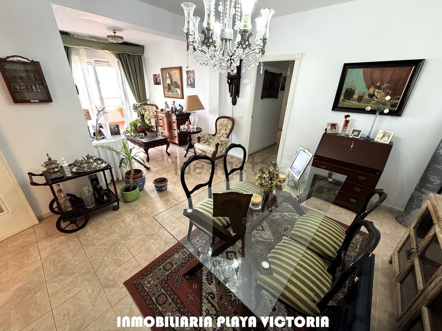 Flat for sale frontline beach in Cádiz