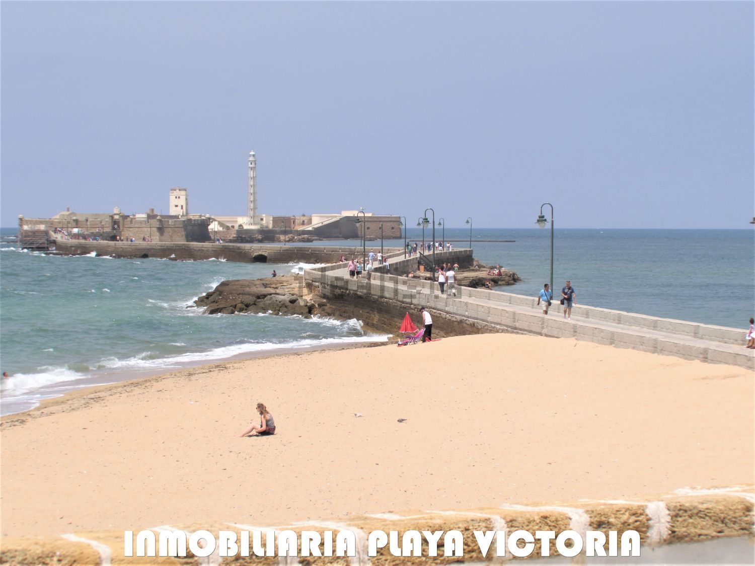 Flat for sale frontline beach in Cádiz