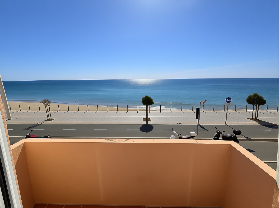 Beachfront flat in Cádiz
