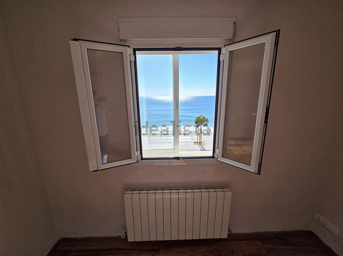 Beachfront flat in Cádiz — Sea view