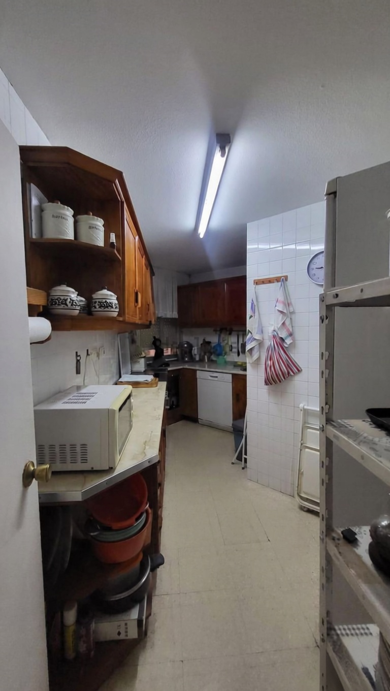 Beachfront flat in Cádiz — Kitchen