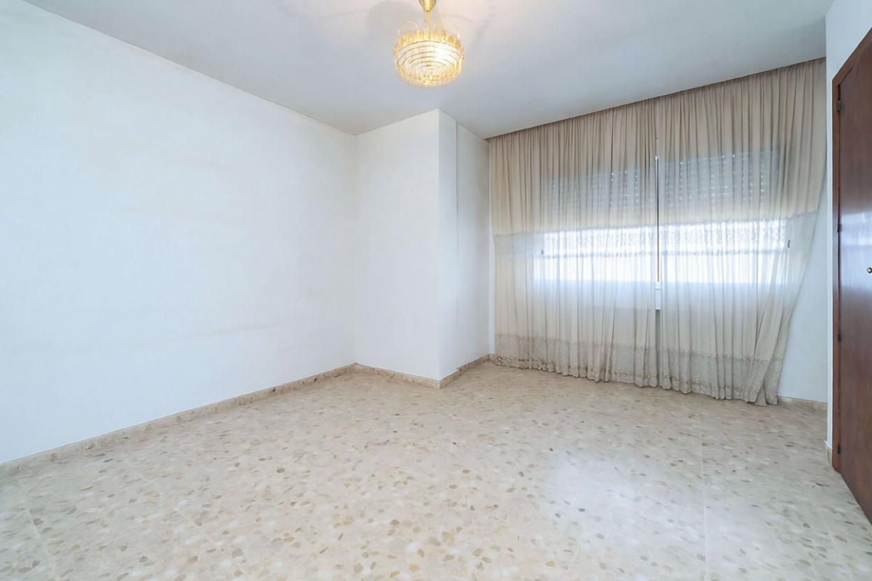 Beachfront flat in Cádiz — Bedroom