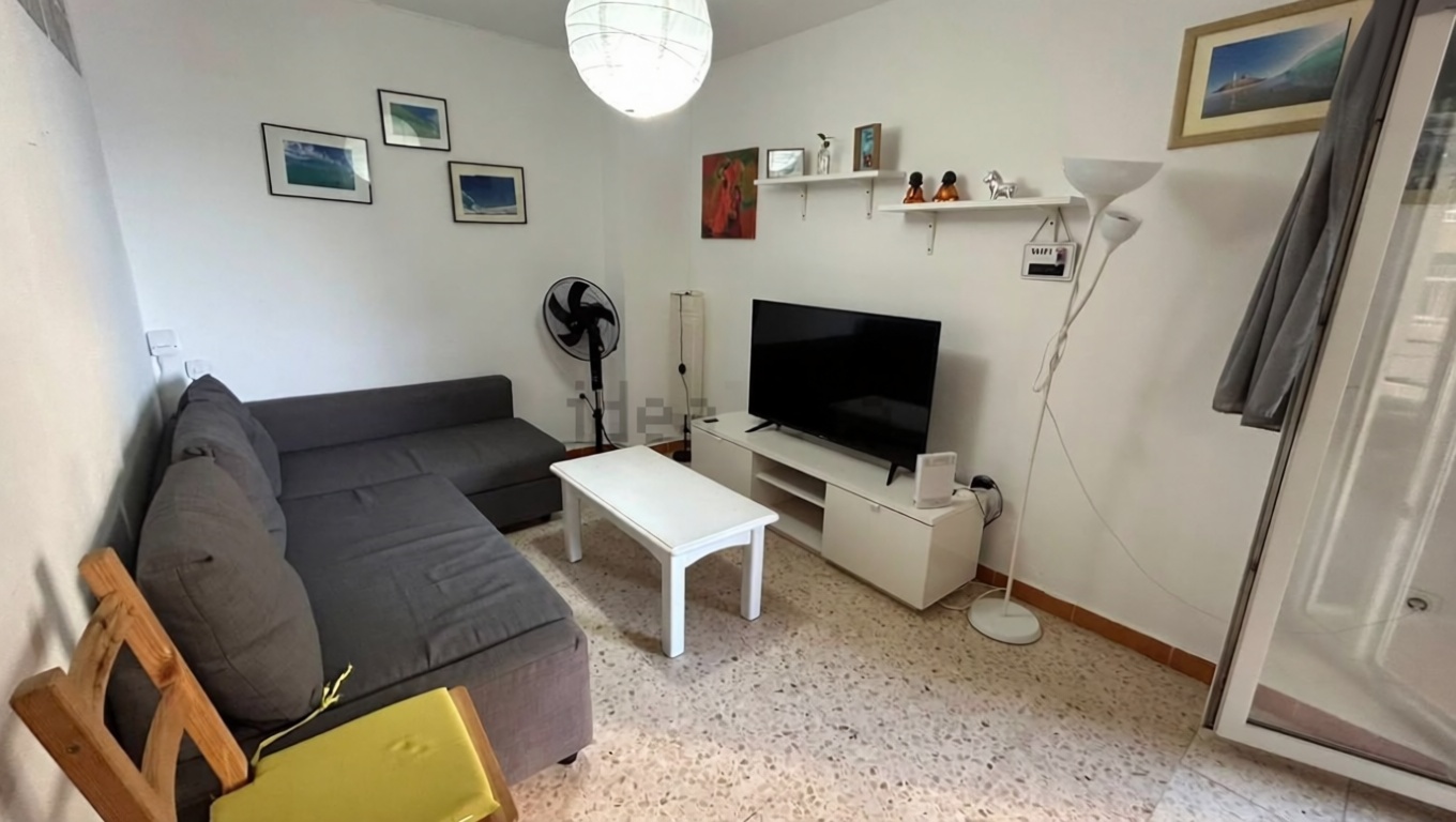 Beachfront flat in Cádiz — Living room