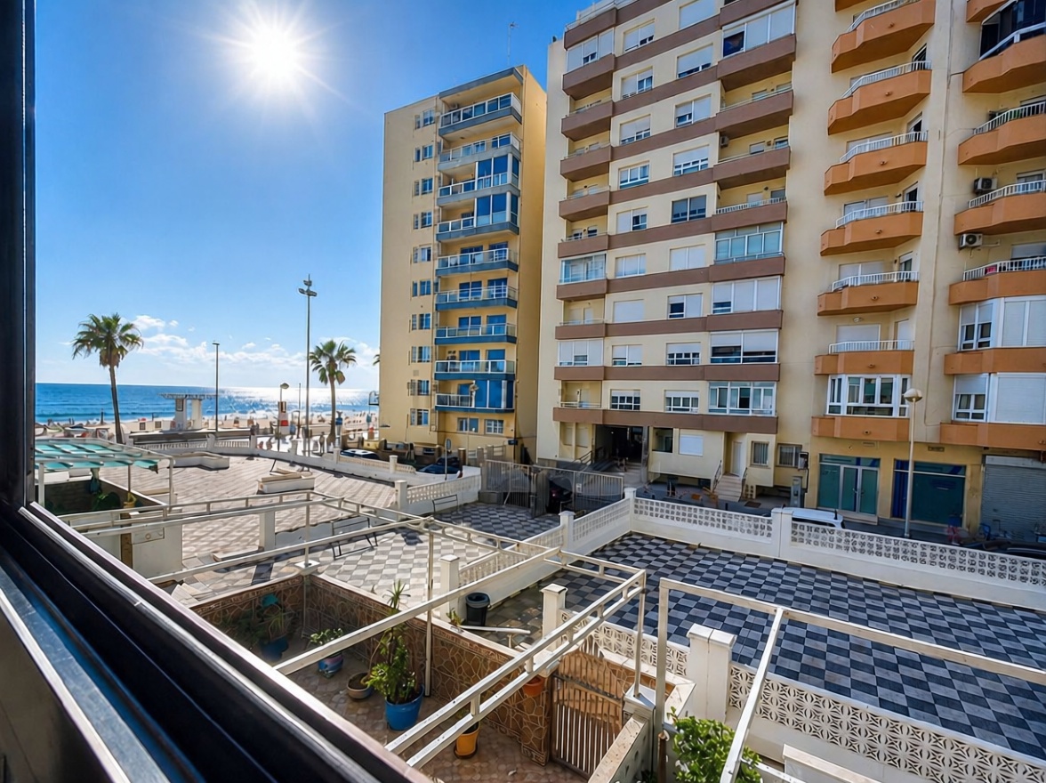 Beachfront flat in Cádiz