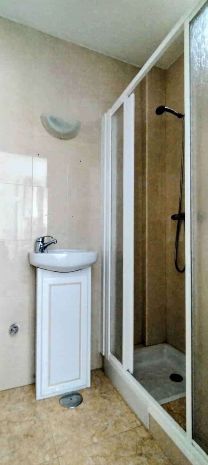 Beachfront flat in Puerto Real — Bathroom
