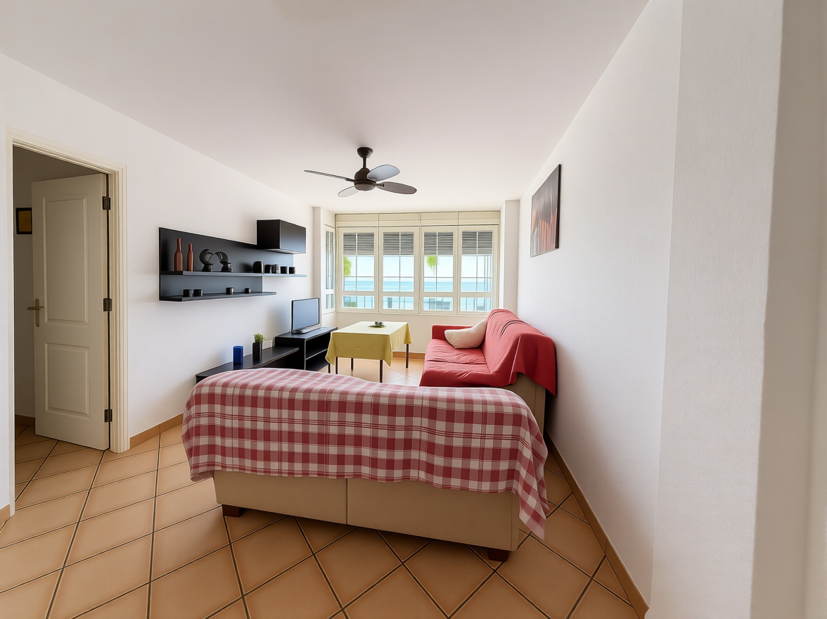 Beachfront flat in Puerto Real — Living room