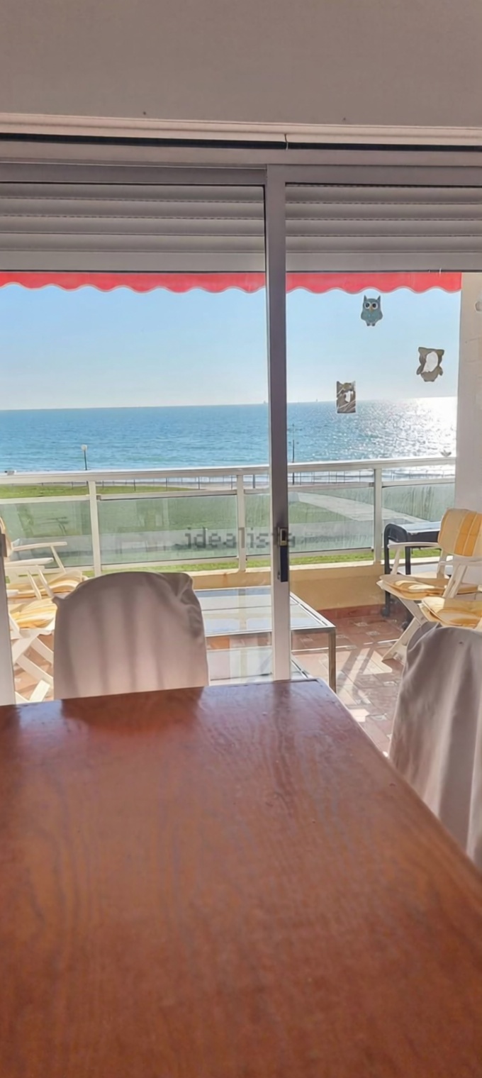 Beachfront flat in El Puerto de Santa María