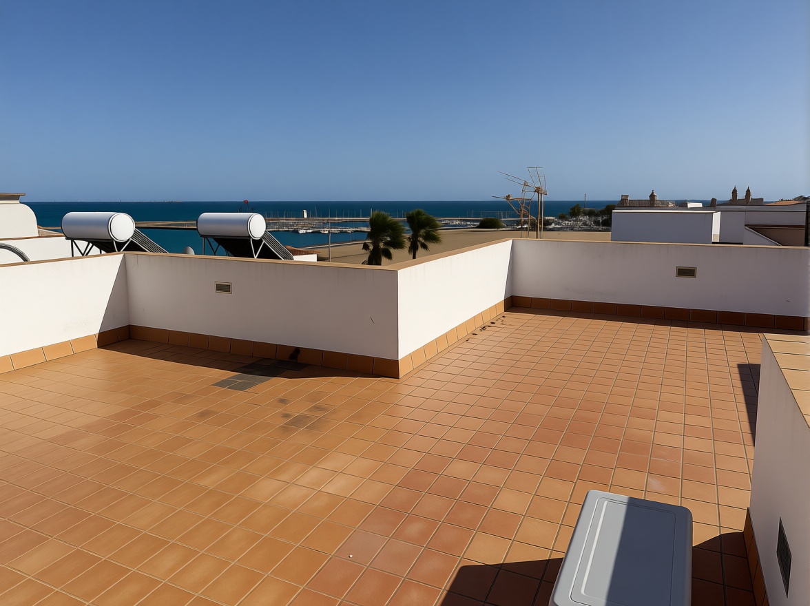 Penthouse in erste Meereslinie in Rota — Meerterrasse