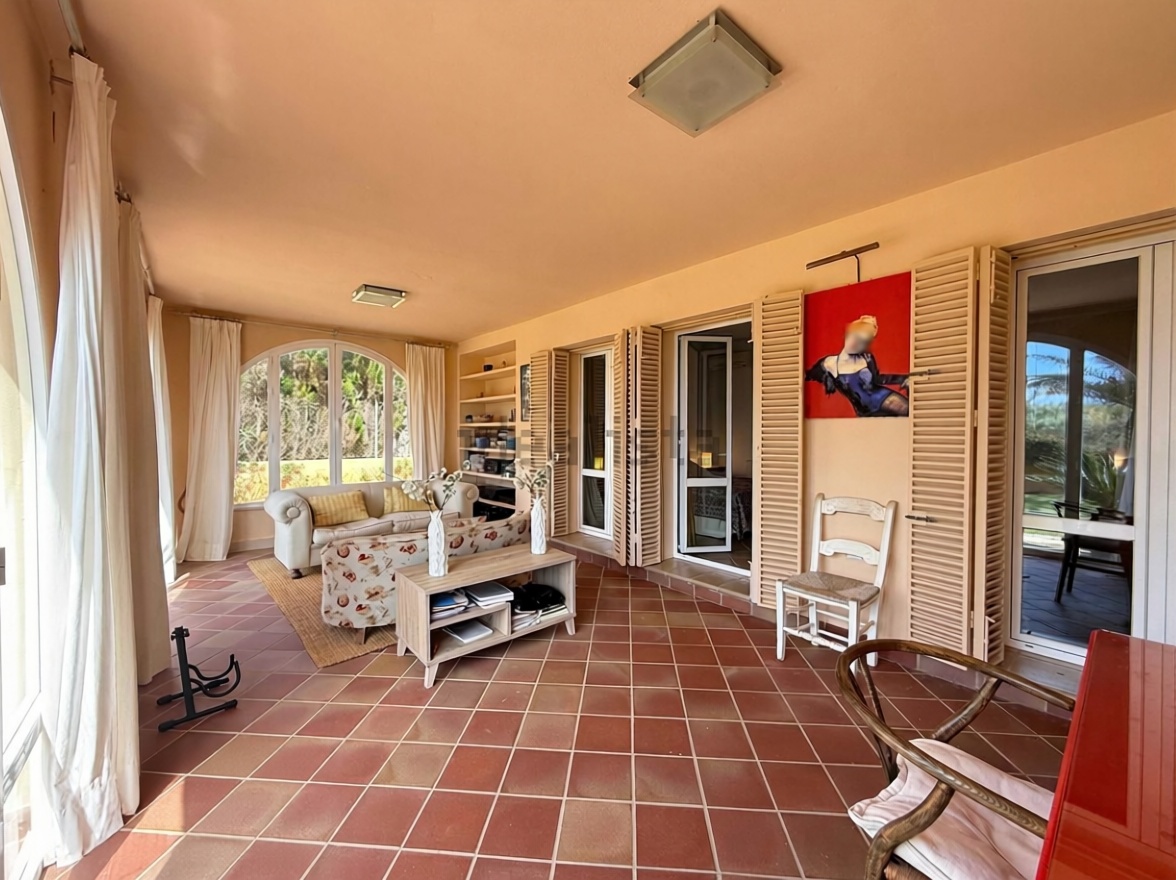 Chalet mit direkter Strandzugang in Ayamonte — Wohnzimmer