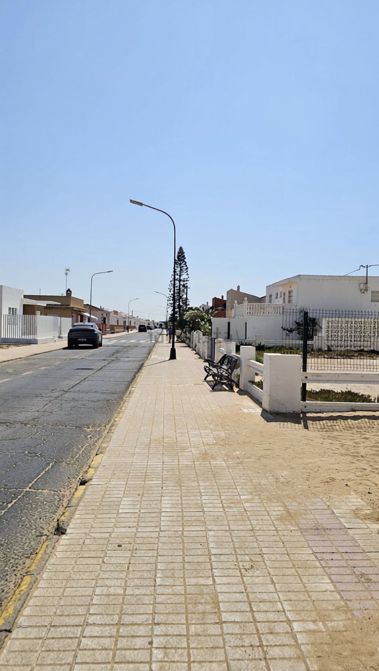 Chalet com acesso direto à praia em Islantilla — Fachada
