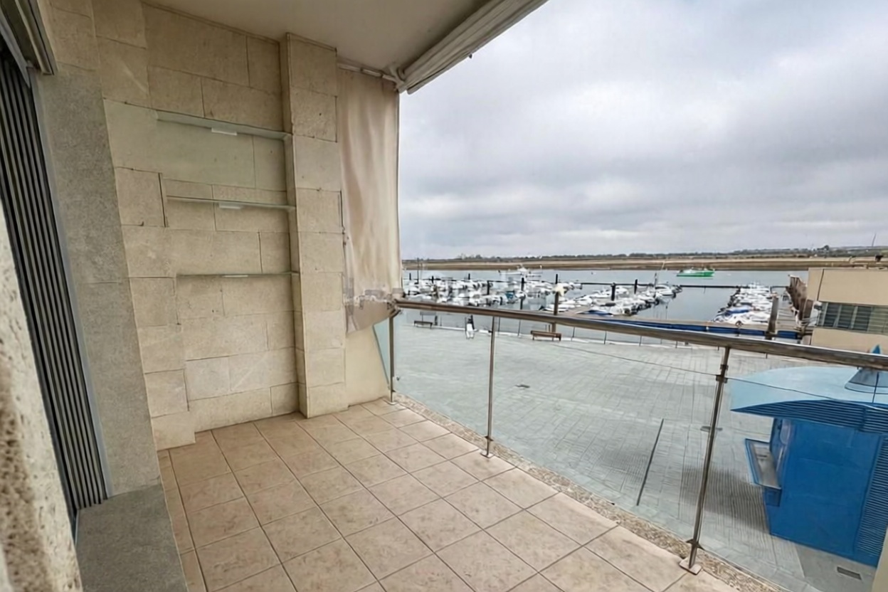 Beachfront flat in Punta Umbría — Sea terrace