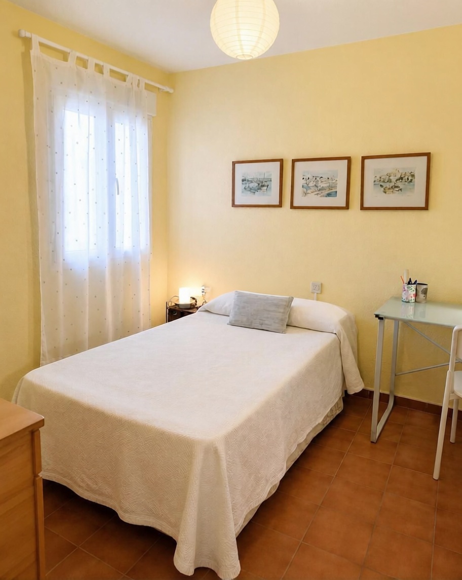 Beachfront flat in Punta Umbría — Bedroom
