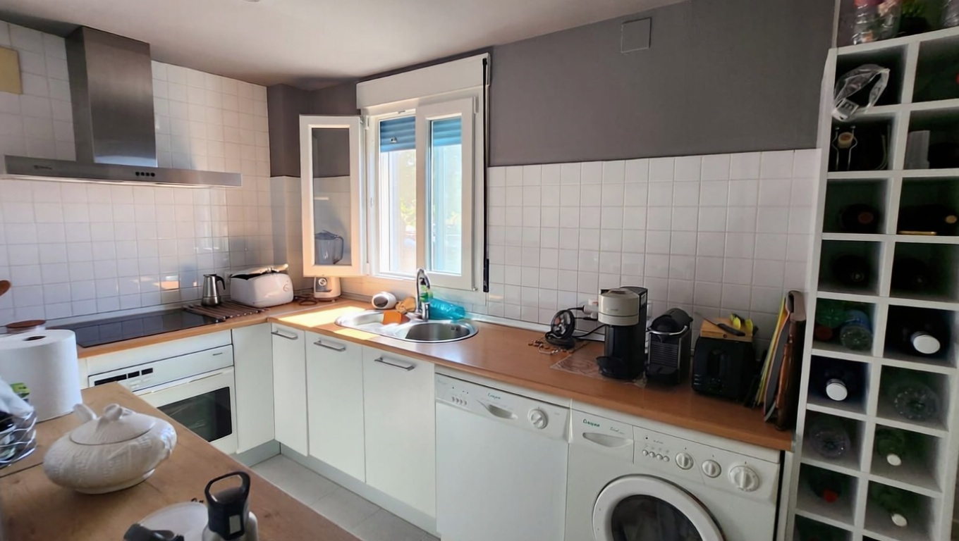 Beachfront duplex in Cartaya — Kitchen