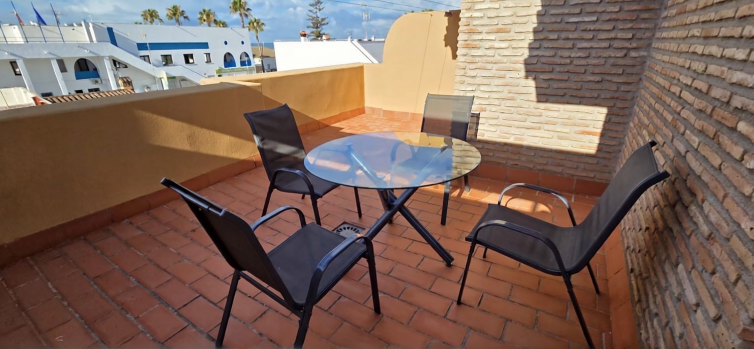 Beachfront duplex in Islantilla — Sea view