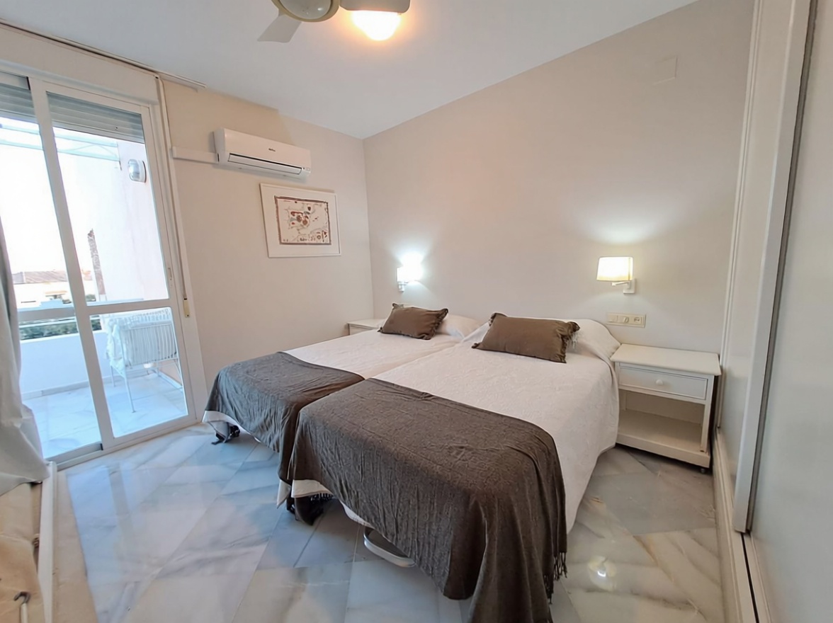 Seafront attic in Islantilla — Bedroom